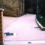 photo1